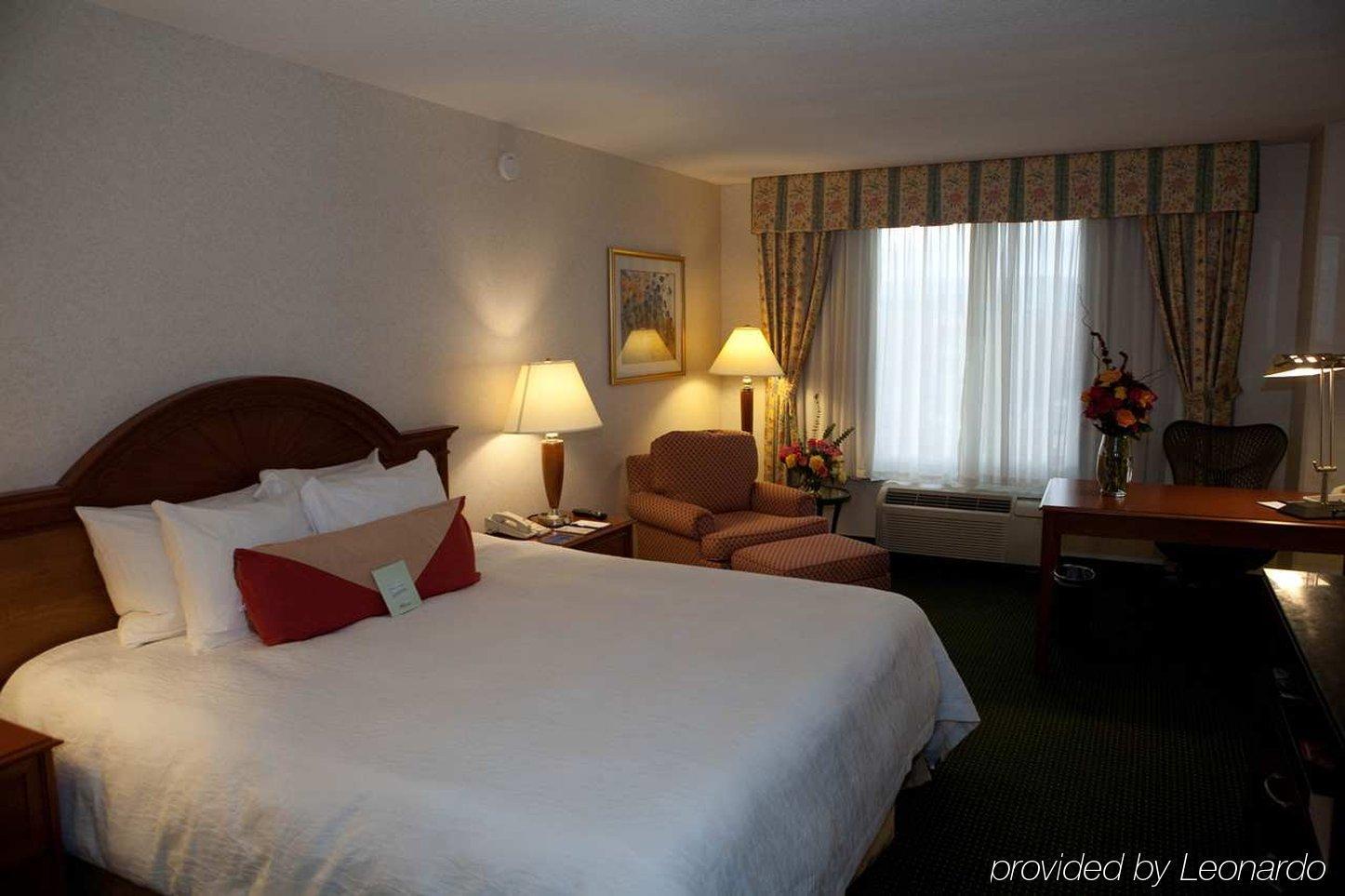 Hilton Garden Inn San Mateo Habitación foto
